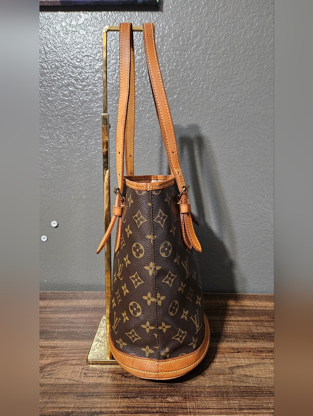 Authentic Louis Vuitton Vintage Bucket PM Monogram Canvas - Picture 4 of 12